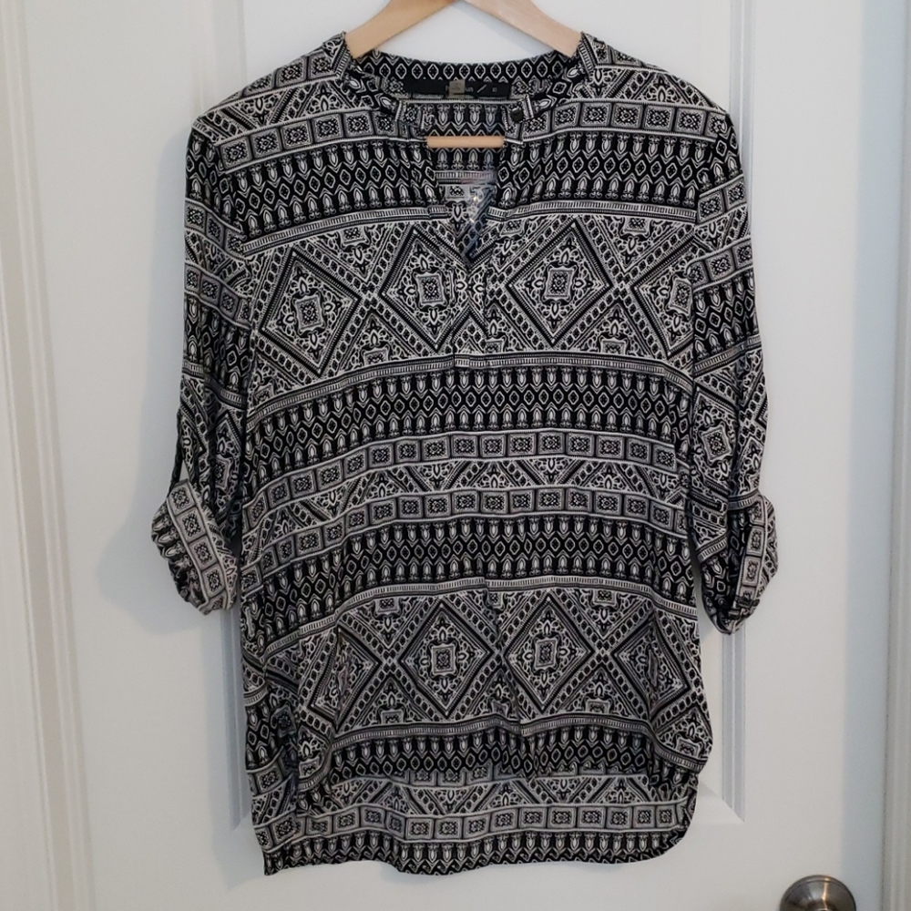 Fun 2 Fun Black and White 3/4 Sleeve Blouse